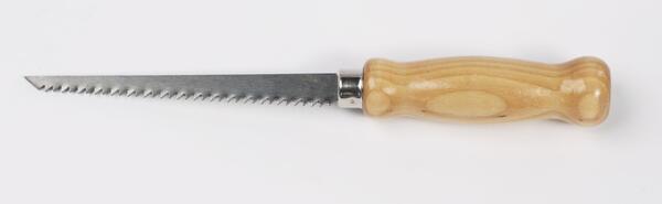 56040 6" WOODEN HANDLE DRYWALL SAW